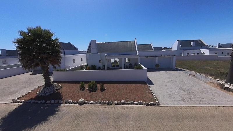 3 Bedroom Property for Sale in Lampiesbaai Western Cape